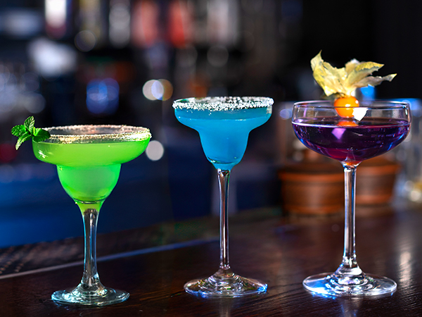 Mojgar Pro 3L Slush Machine helps craft colorful margaritas, slushies, and frozen cocktails for bars, parties, and home gatherings. Enjoy perfectly blended drinks with smooth texture, ideal for entertaining and special occasions.